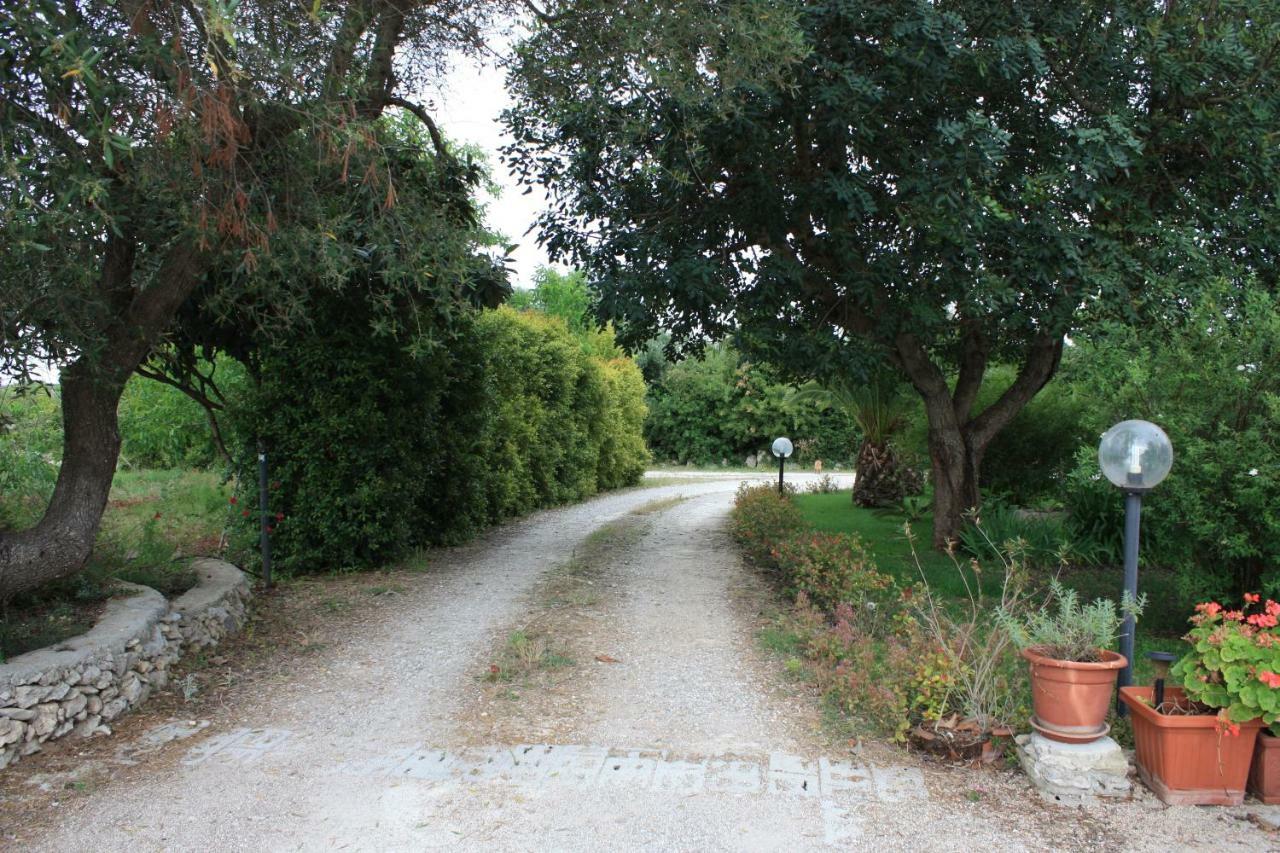 La Macchia Bed & Breakfast Melendugno Bagian luar foto