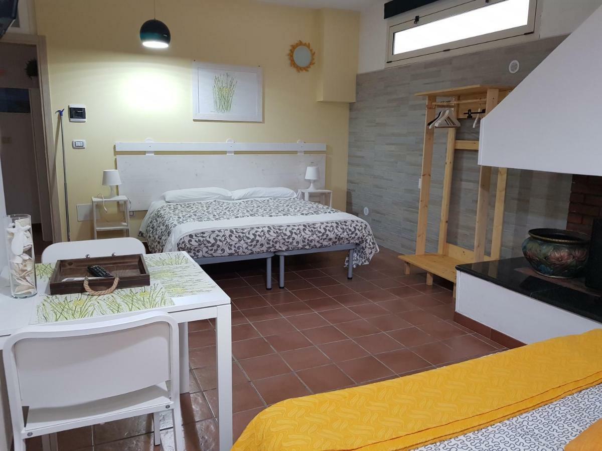 La Macchia Bed & Breakfast Melendugno Bagian luar foto